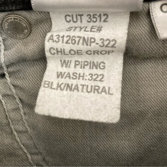 AMO Chloe Crop with Piping Black Natural Wash Jeans, Size 25 - Picture 8 of 10